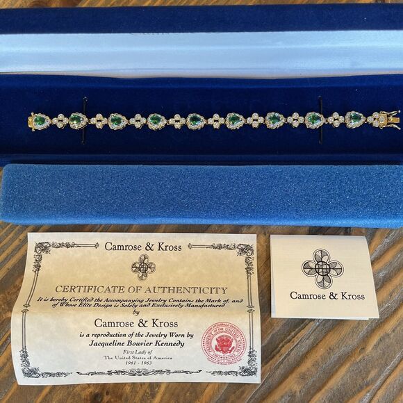 Jacqueline Kennedy Camrose & Kross JBK Gold Tone & Faux Emerald Bracelet 8” Box - Picture 11 of 11